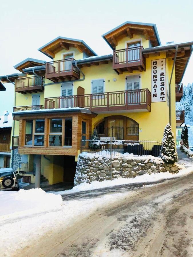Hotel Mountain Resort Commezzadura Exterior foto